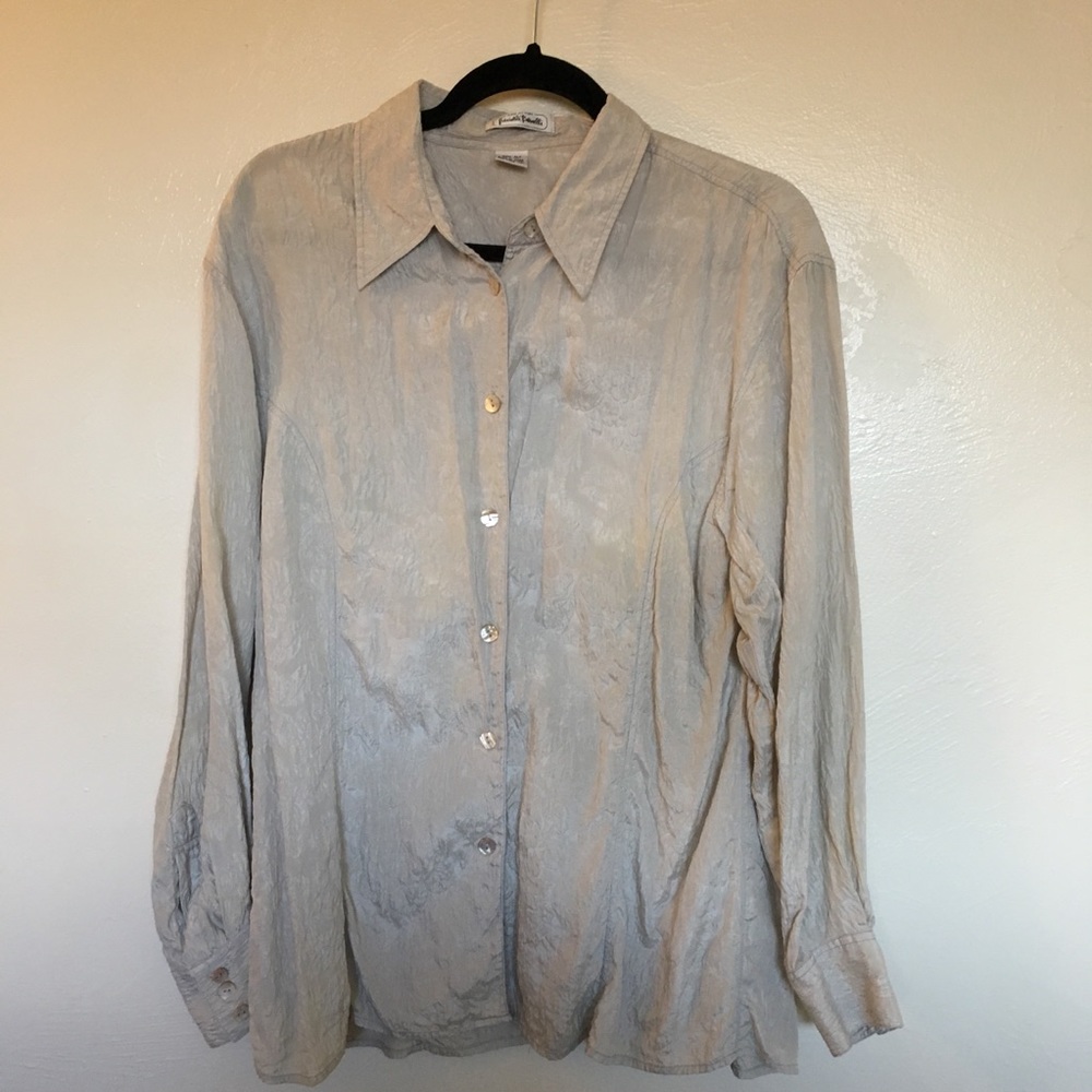 Gabriella benelli 💯 % silk button front blouse 14